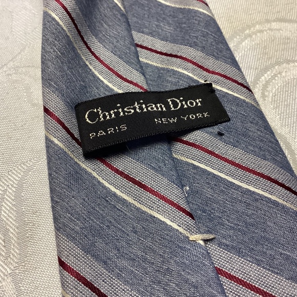 CHRISTIAN. DIOR. VINTAGE TIE. LOGO. BEAUTIFUL STRIPED  PURE DIOR !!!! - Picture 7 of 8